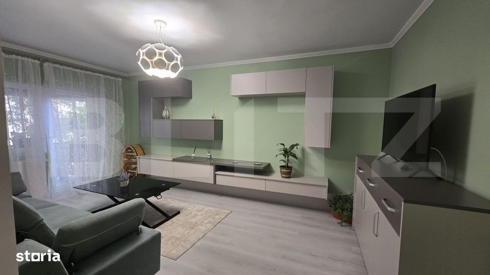 Apartament de vanzare, cu 4 camere, 78 mp, zona Micro17