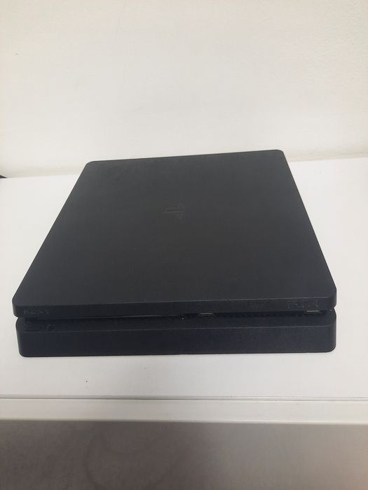 PS4 Slim 1TB + Scuf Impact + 2 controllere + jocuri instalate