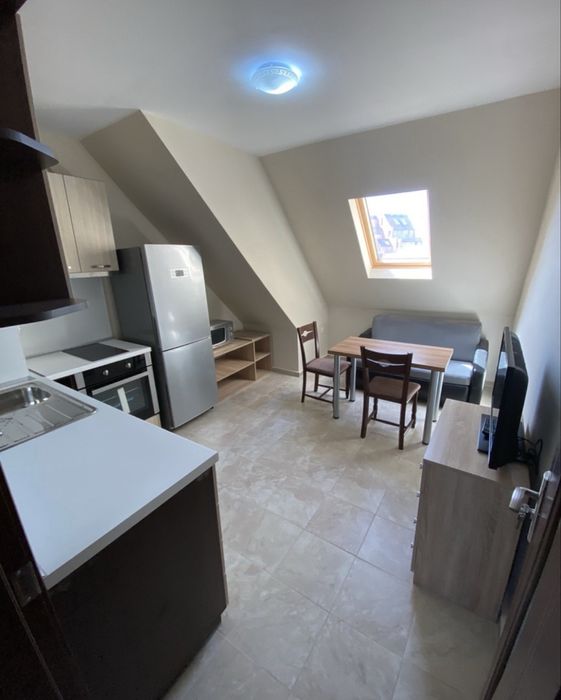 Под наем двустаен апартамент колхозен  пазар