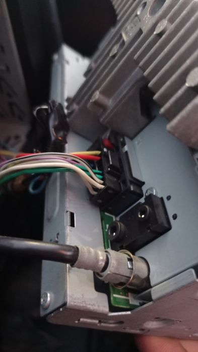 Мултимедия Pioneer HVT-AV270BT