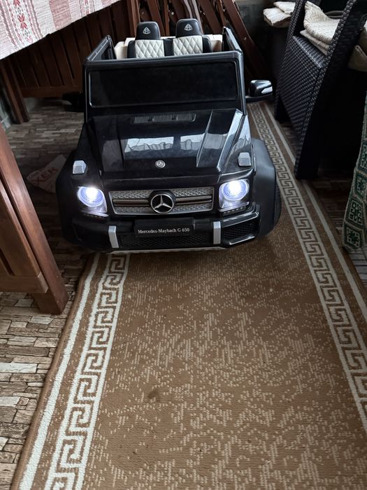 Акумулаторен джип