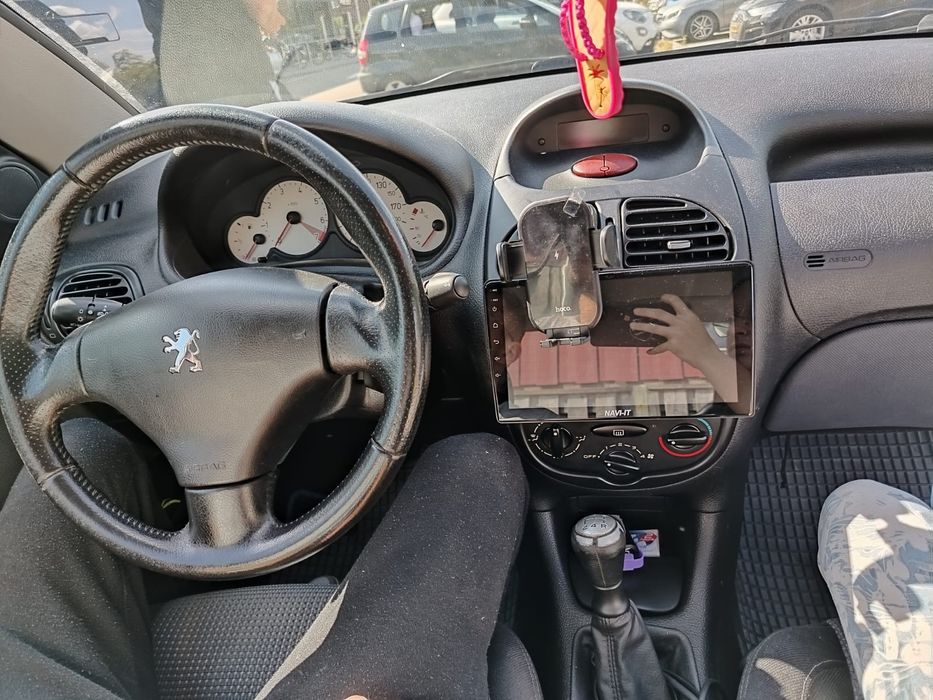 Peugeot 206cc, decapotabil