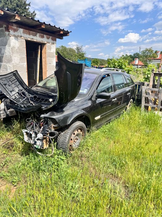 Рено лагуна на части