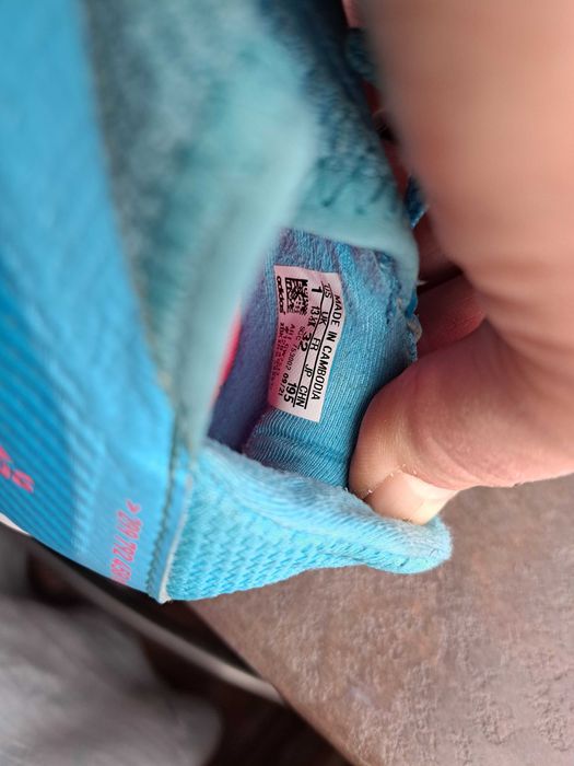 детски стоножки,маратонки,кецове,спортни футболни обувки,Adidas,ном.32