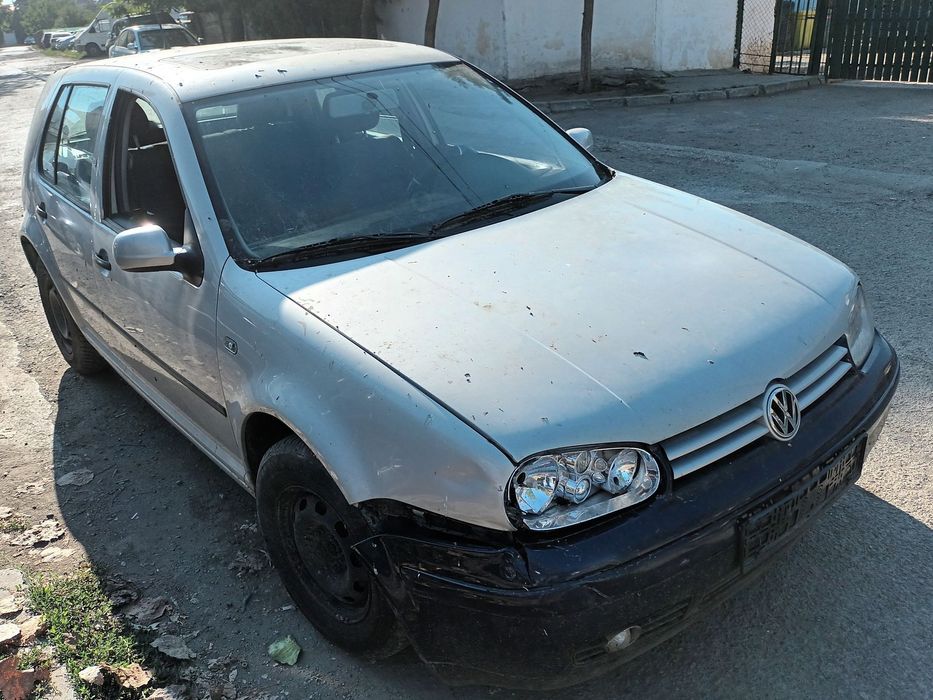 Dezmembrari  VW GOLF 4  1997  > 2006 1.6 16V Benzina