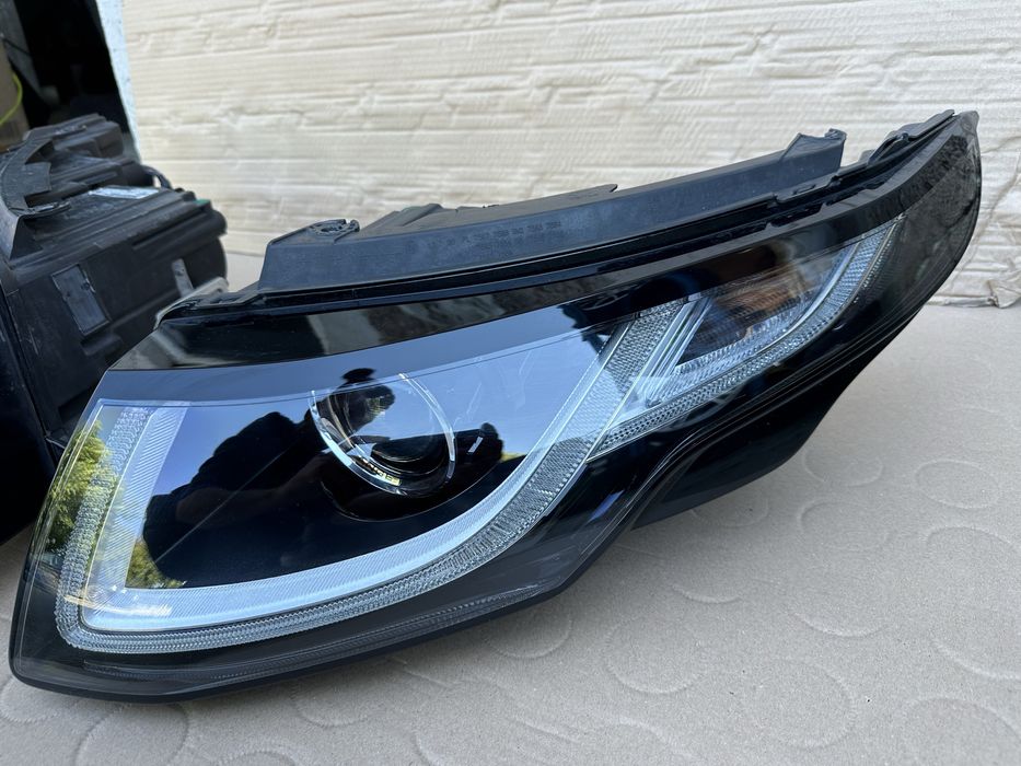 Faruri / Far stanga, Far dreapta Range Rover Evoque