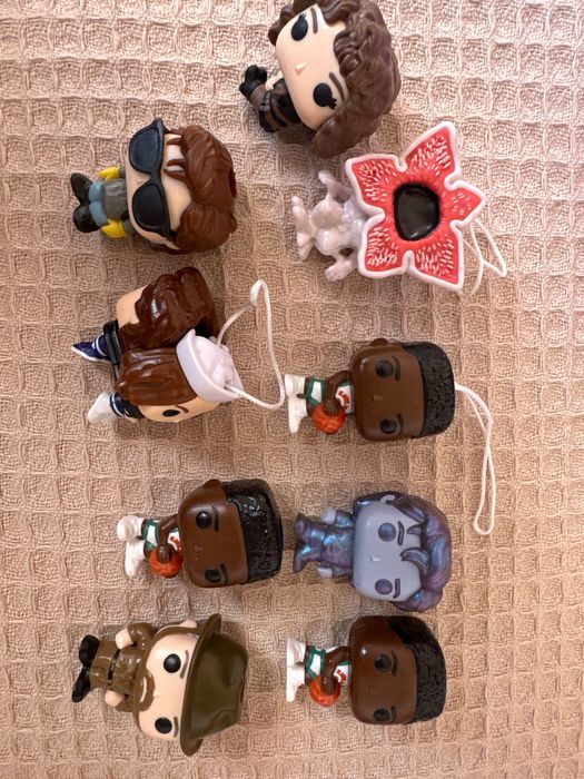 Stranger Things kinder фигурки