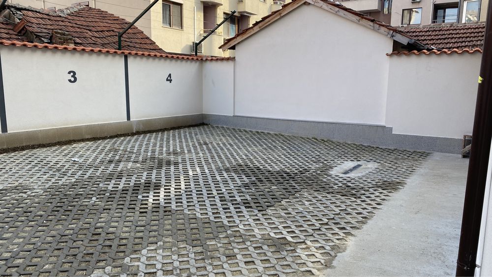 Дава се под наем Гараж / Паркомясто в Пловдив, Кючук Париж - 13 кв.м за 51 € - Снимка #1