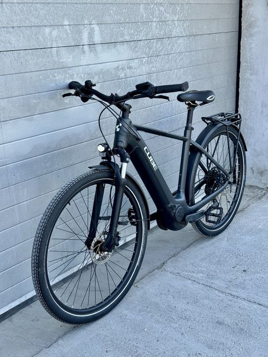 Bicicleta electrica Cube / 625 Wh / Bosch