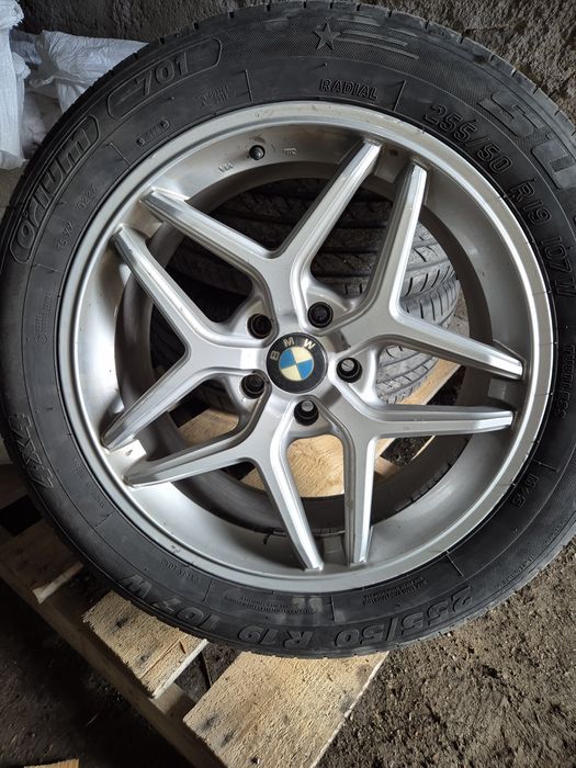 Гуми с джанти 285/45R19 за BMW X5