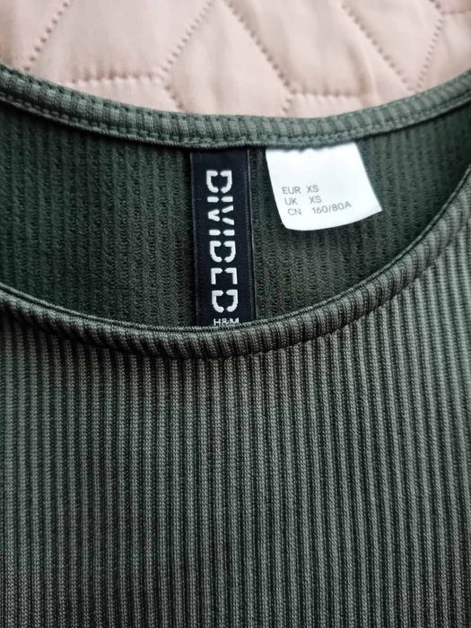 НОВА!Зелена рокля H&M