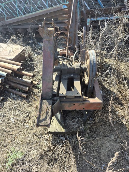 Плуг и косилка в продаже