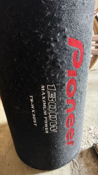 Subwoofer pioneer