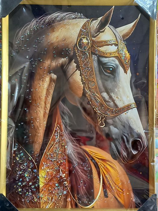 Картина инкрустированая камнями.