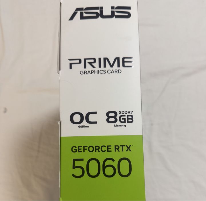 Placa video asus GEFORCE RTX 5060