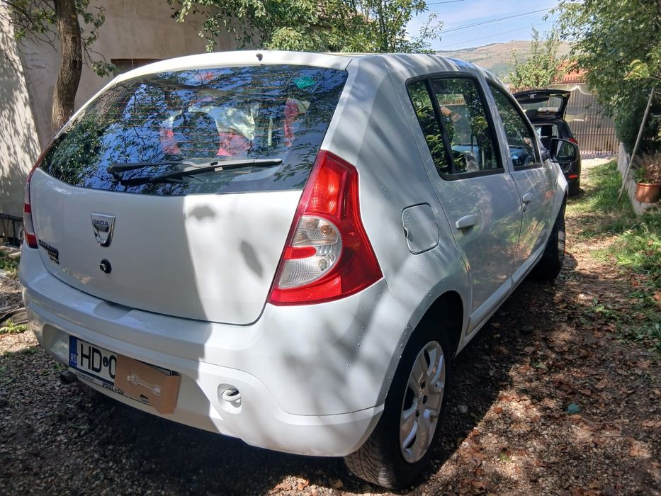 VAND Dacia Sandero 1,2 black line