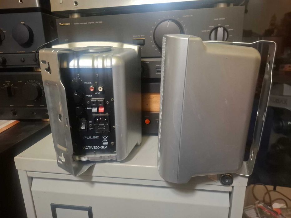 boxe active omnitronic c80a  yamaha electrovoice jbl eon 1000w