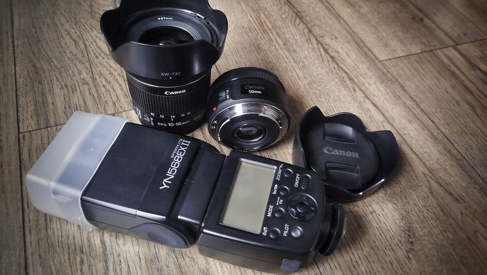 Aparat foto/video Canon EOS R10  Body+ cage