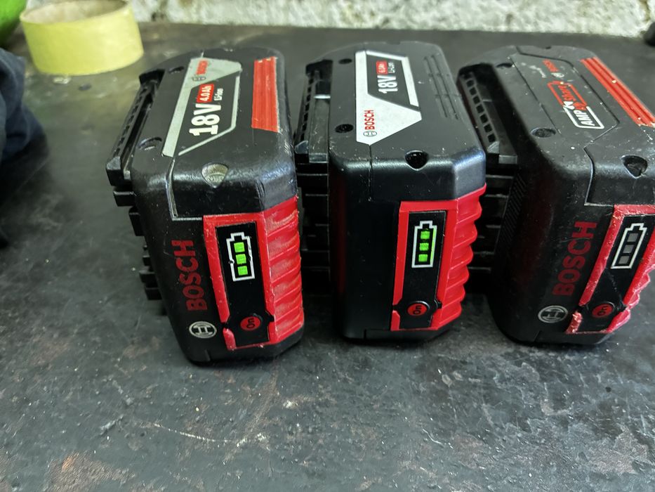 Acumulator bosch 18v