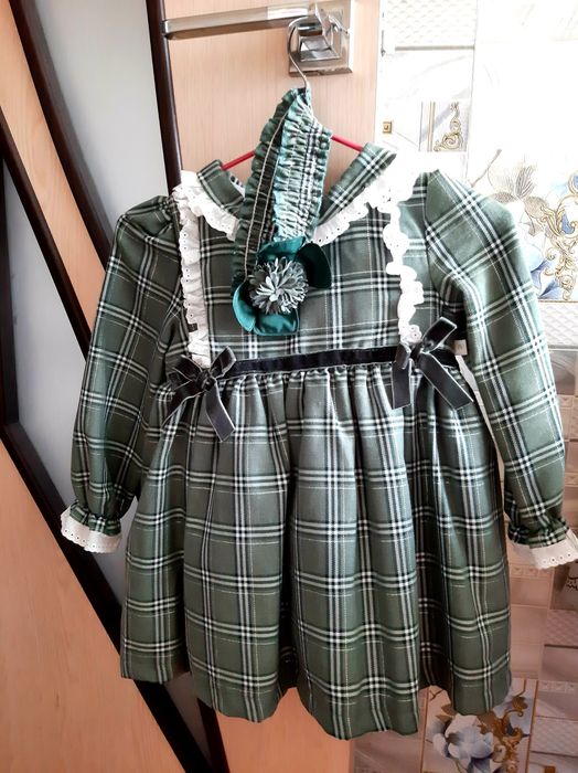 Продам платье на девочку.