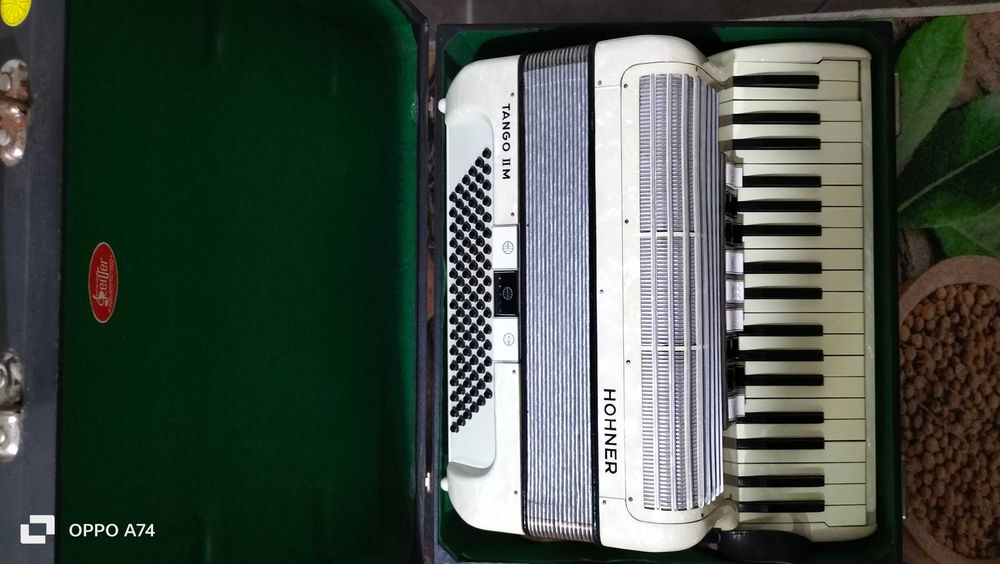 Acordeon Hohner 2M