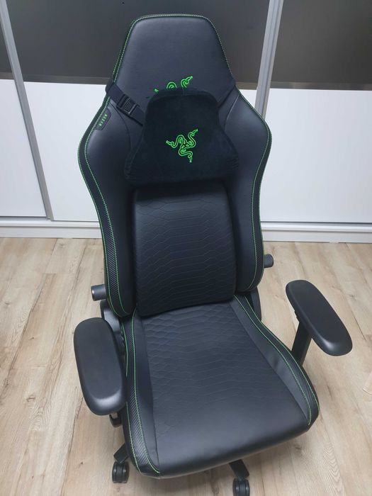 Scaun RAZER iskur V2