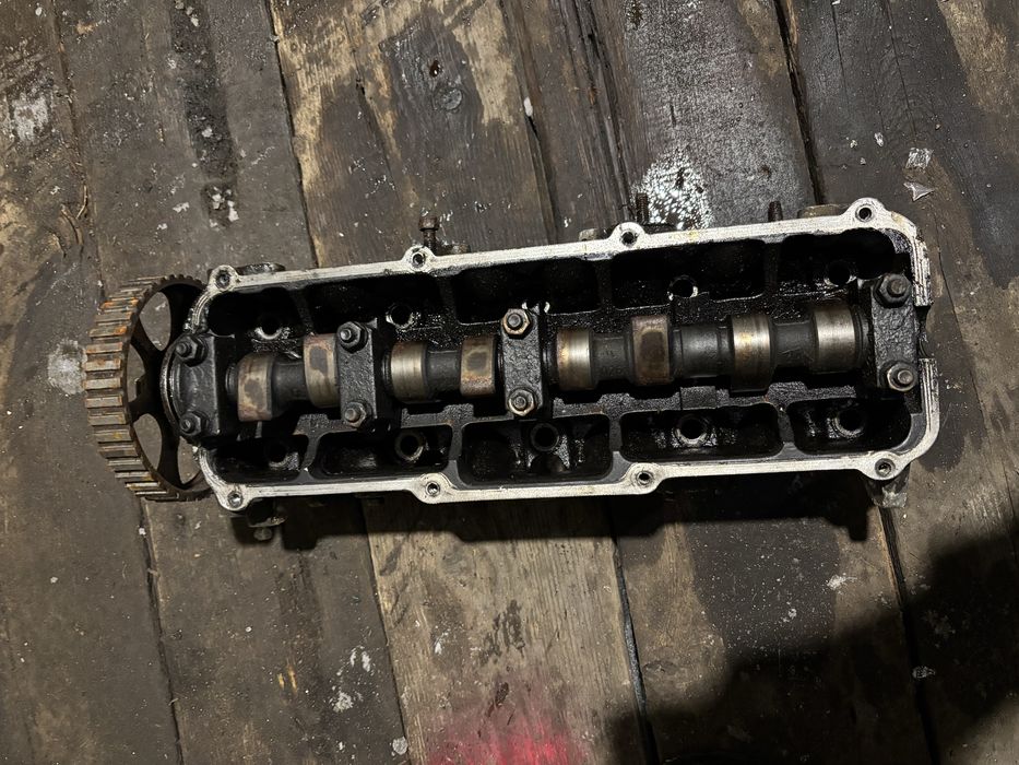 Продам головку гбц ауди 80 1.8 / 2.0