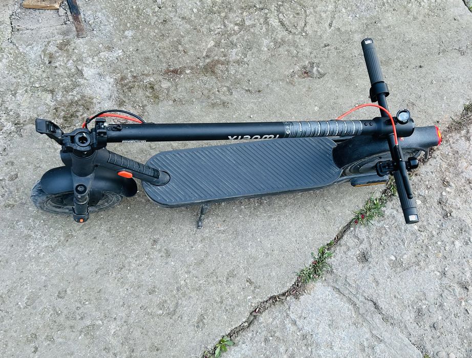 Vand trotineta xiaomi e scooter elite