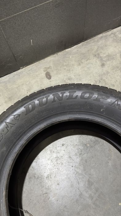 Зимни гуми 215/60/16 Dunlop dot20