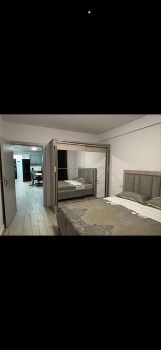 Inchiriez apartament in regim hotelier