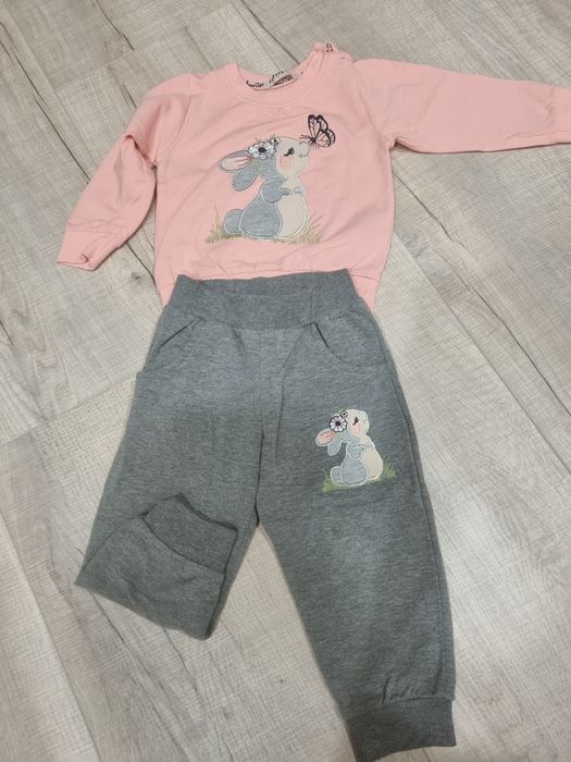 Дрешки за момиче