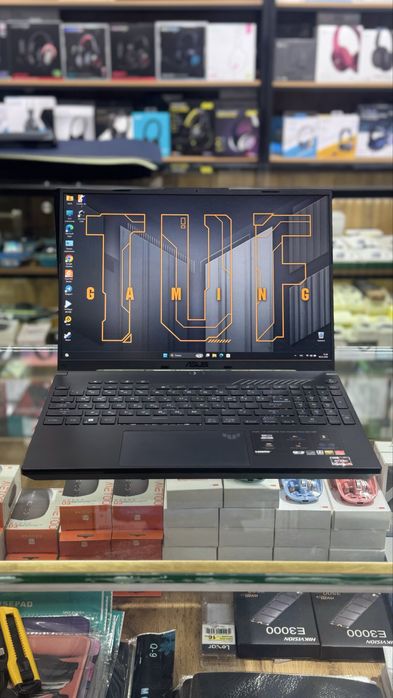 Asus tuf a16 R7 7735hs ddr5 8gb 512ssd rx7600 8gb 16wuxga ips 240hz