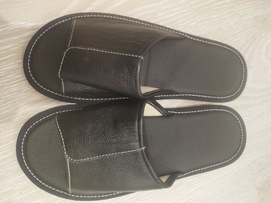 Продам тапочки новые