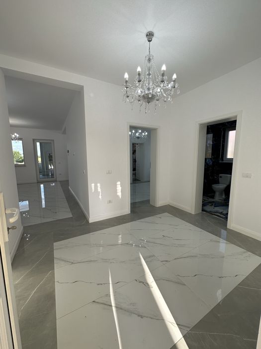 Casa duplex complet mobilat cu garaj pompa de caldura