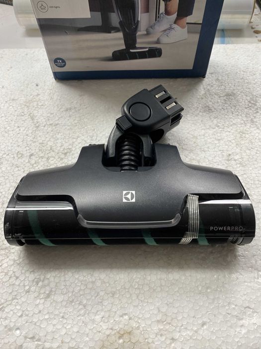 Perie electrica aspirator Electrolux POWERPRO ZE 137 Fluffy