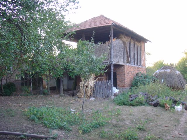 Продава се Къща в с. Черкаски, Област Монтана - 120 кв.м за 85 €/кв.м - Снимка #13