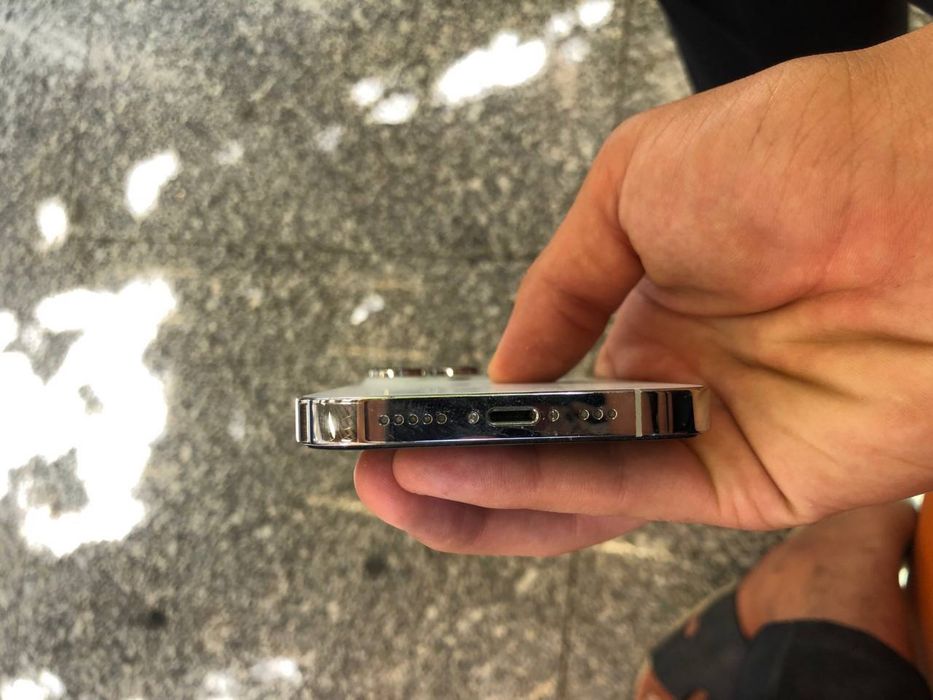 iphone 14 pro ideal white color