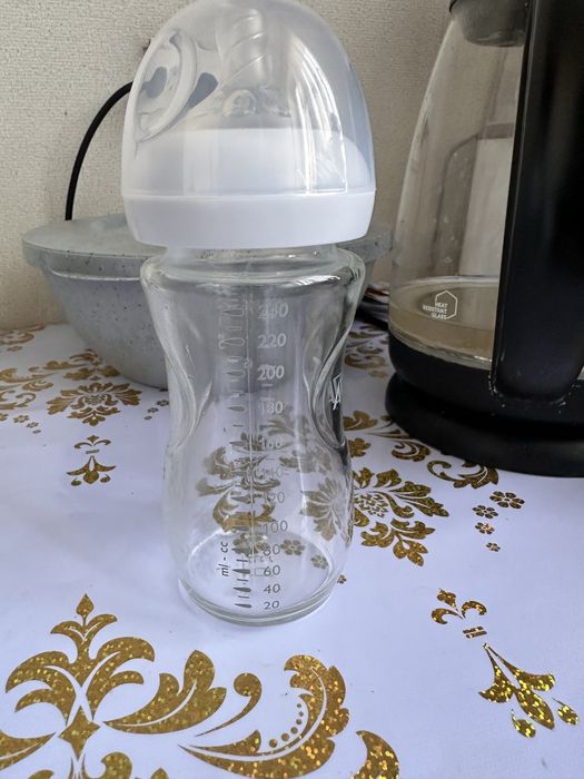 Бутылочка авент стекло