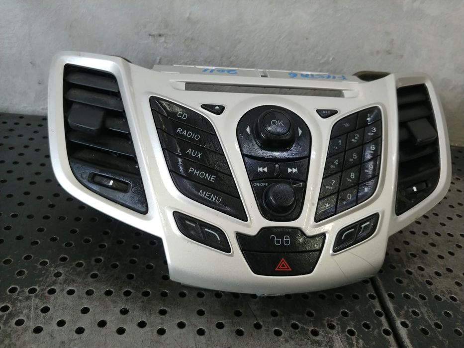 panou butoane consola centrala ford fiesta 6 cb1 ccn 8a6118a802bfhw 8a6t18k811bbe
