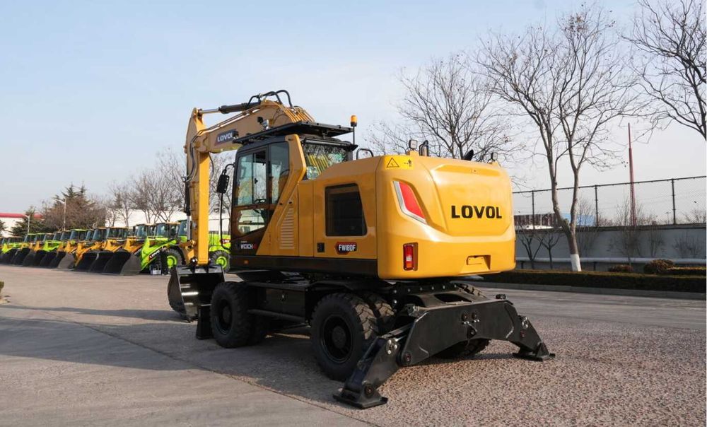 Колесный Экскаватор LOVOL FW180F