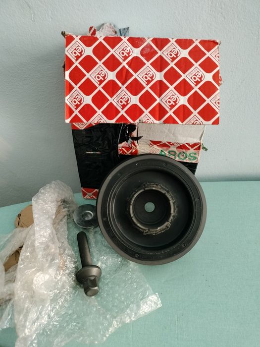 Fulie vibrochen BMW e 46 febi bilstein originală nouă
