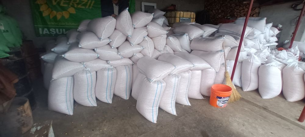 Vand baloti de lucerna