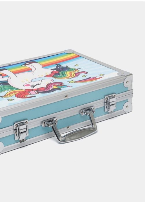 Rasm chizish uchun to'plam. To'plamda 145 dona mahsulot mavjud.