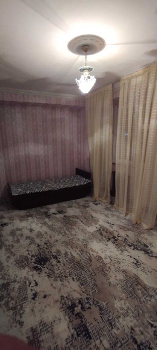 Bez makler Kvartira, qizlarga Qo'yliq dehqon bozori