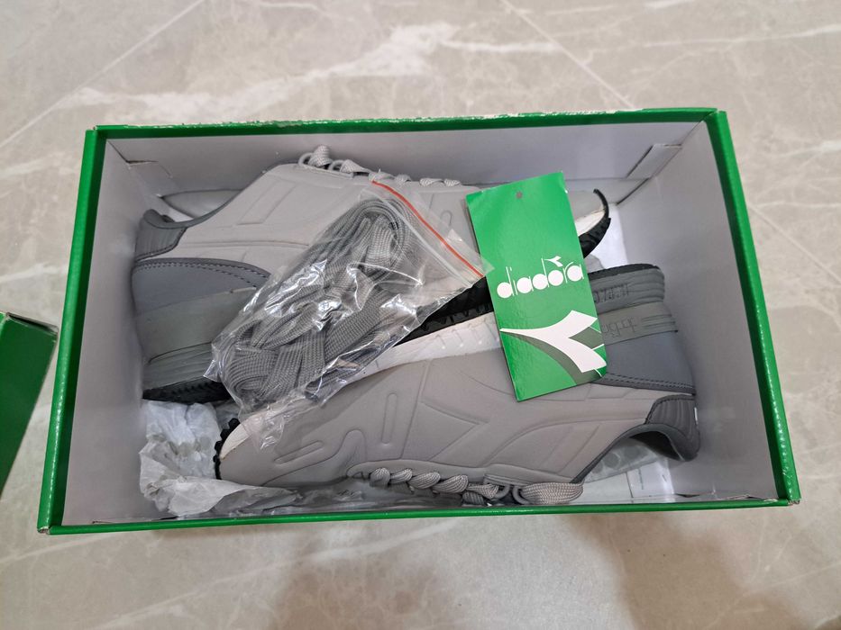 Маратонки Diadora