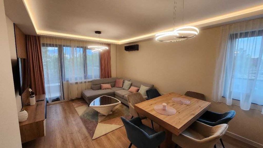 Дава се под наем Двустаен апартамент в София, Младост 3 - 78 кв.м за 677.79 € - Снимка #2