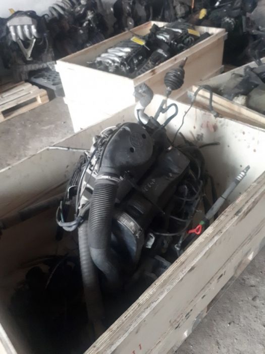 Авторазбор. Контрактные двигатели и коробки.