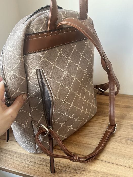 Раница Tamaris чисто нова