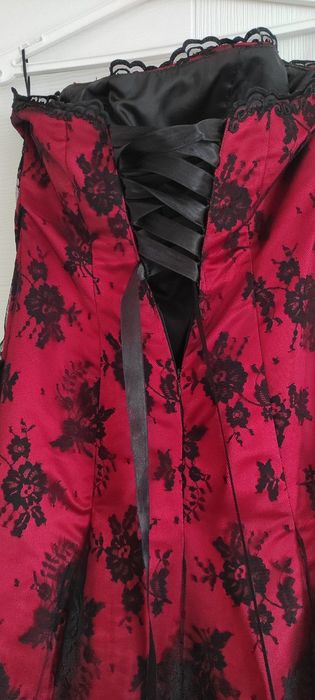 Дълга официална рокля