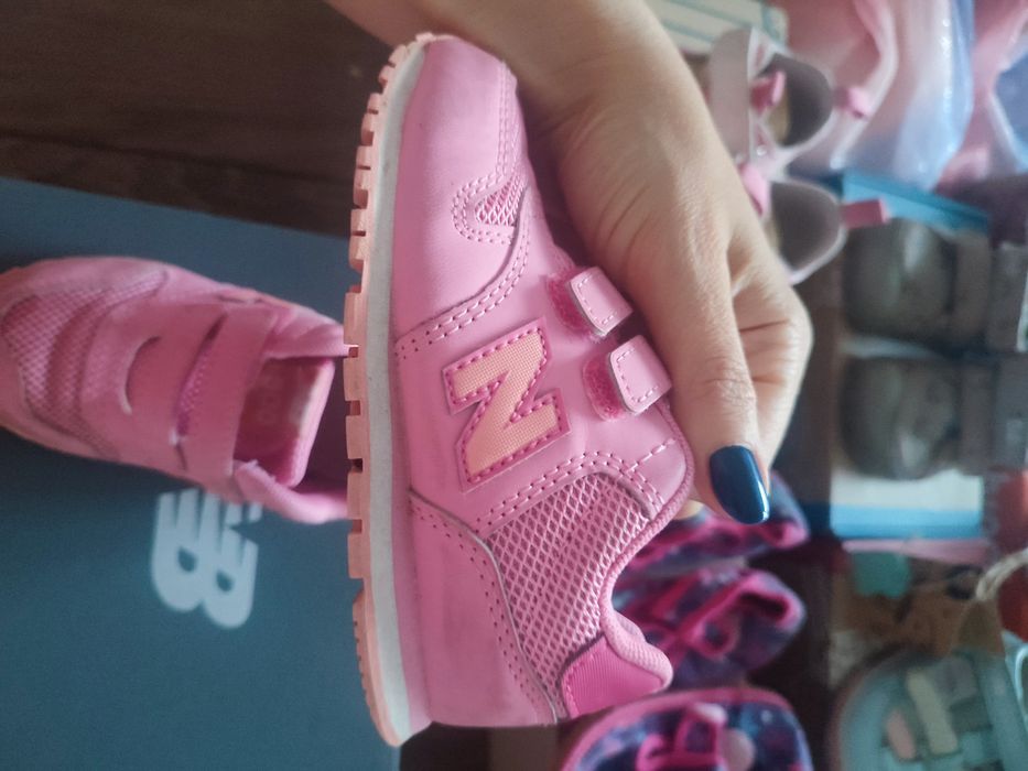 New balance маратонки